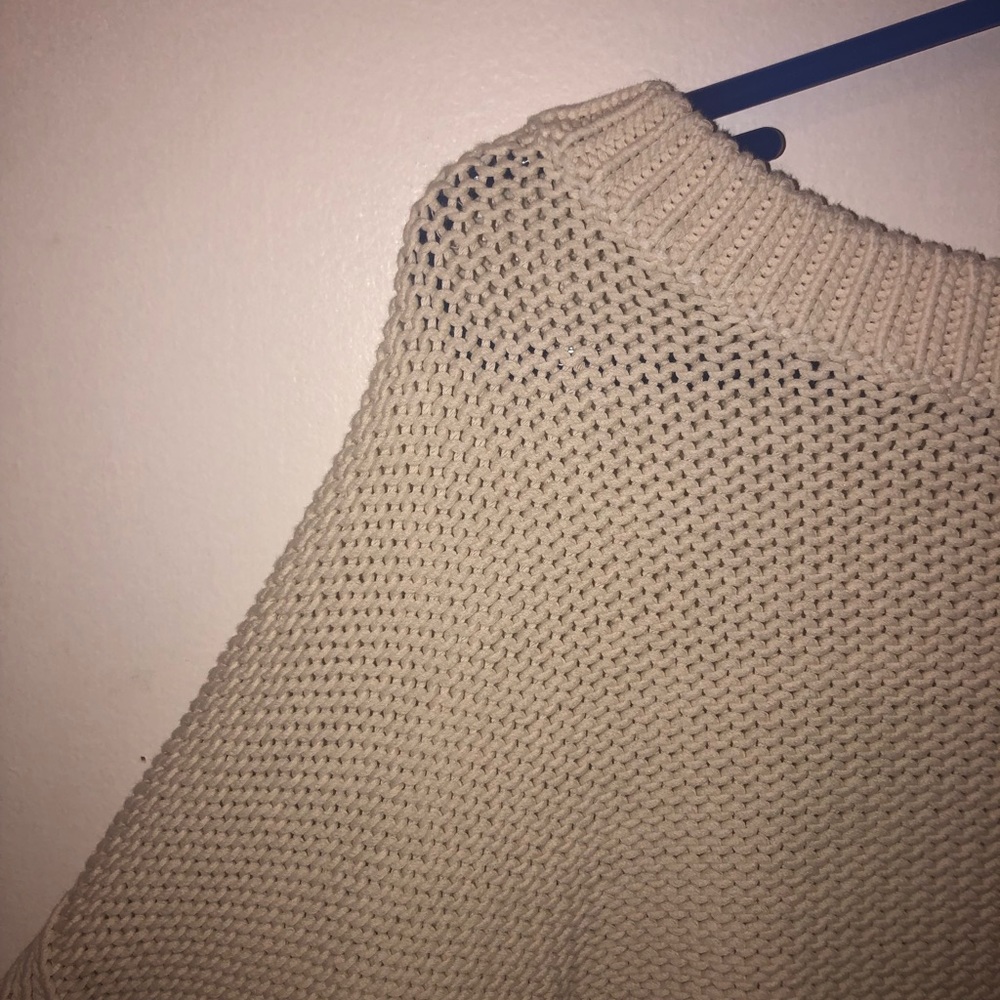 Cream knitted sweater!